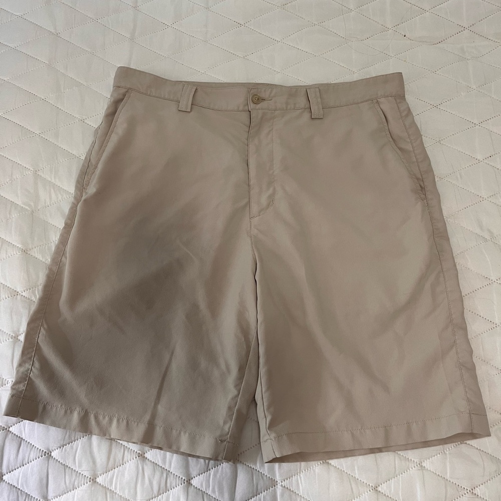 Men’s Ashworth golf shorts